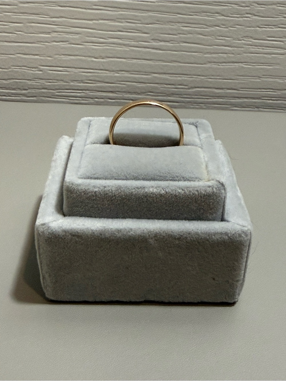 Kendra Scott Polished 14k Gold Devin Band Ring - size 8 - Picture 3 of 7